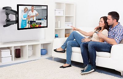 Montaż telewizora na uchwycie ściennym Warszawa Wesoła, Sulejówek, Warszawa Wawer, Rembertów, Halinów Montaż telewizora na ścianie na uchwycie regulowanym Warszawa Wawer, Sulejówek, Wesoła, Rembertów, Halinów